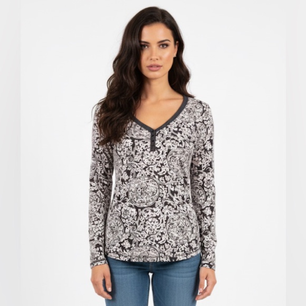 Curious Gypsy Black and White Floral Thermal Henley Top Size Medium